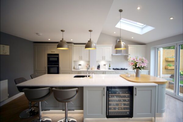 quartz worktop in Silestone White Arabesque